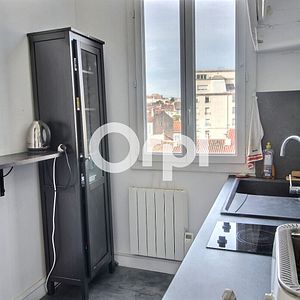 Appartement 2 pièces 32m2 MARSEILLE 5EME 630 euros - Photo 2