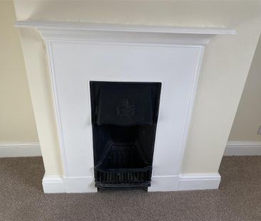 4 bedroom detached house to rent - Photo 4