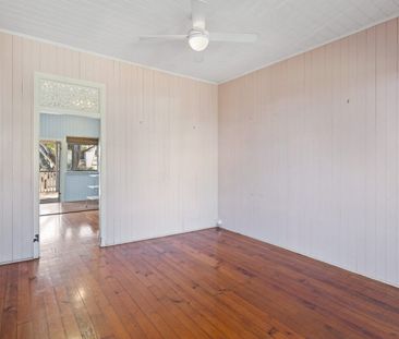 23 Eton Street, East Toowoomba - Photo 4