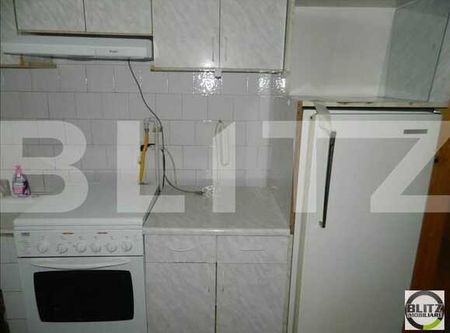 De inchiriat 4 camere, 70 mp, zona strazii Donath. Pret oportun! - Fotografie 4