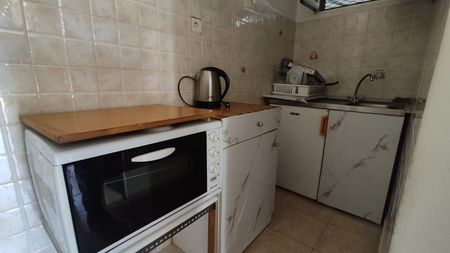 Studio/Γκαρσονιέρα για ενοικίαση Κέντρο (Κόρινθος) - Photo 4