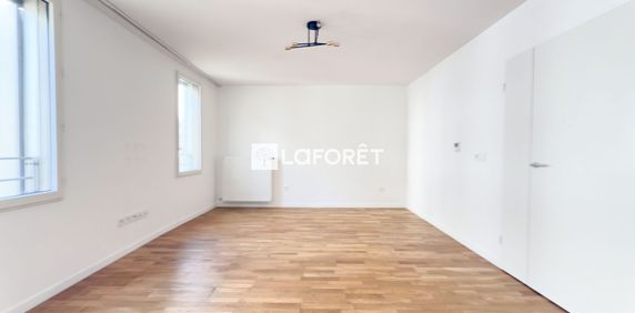 Apartment - Photo 2