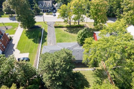 For Lease - 7079 Second Line, Mississauga, Ontario - Photo 2