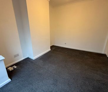 Whitworth Road - Photo 3