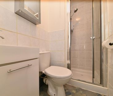Nightingale Road, Hitchin, SG5 - Photo 2