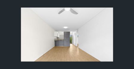 MODERN RIVERSIDE UNIT -5 MINUTE WALK TO UQ + CITY CAT - Photo 5