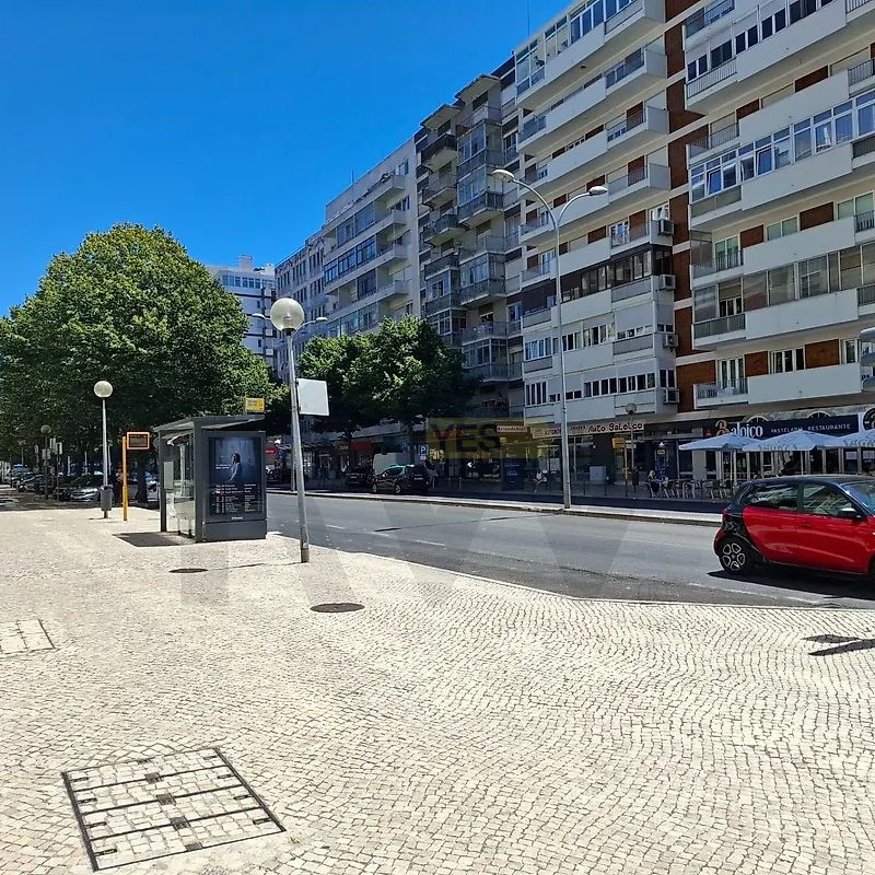 Apartment T2 in São Domingos de Benfica, Lisboa - Photo 1
