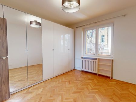 Pronájem bytu 2+1 54 m² - Fotografie 2