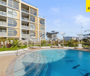 'Boulevard' Retro Resort-Style Living - Brand New 1 bedroom + study... - Photo 4