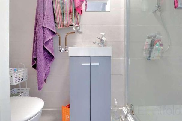 Lewes Road, Brighton, BN2 - Photo 1