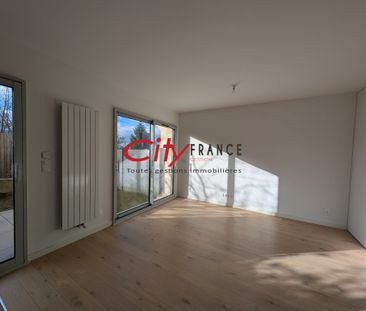 Location Maison 3 pièces 67m² RUEIL MALMAISON 92500 - Photo 1