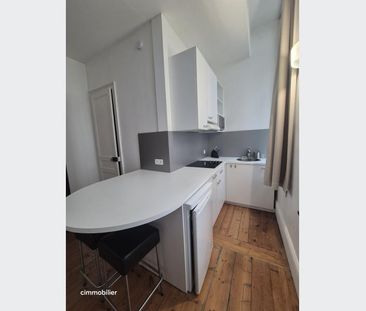 Appartement à Louer à LILLE 670 € - Photo 4