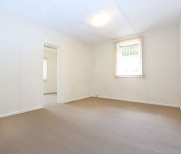 Narraweena, 14 Alamein Avenue - Photo 2