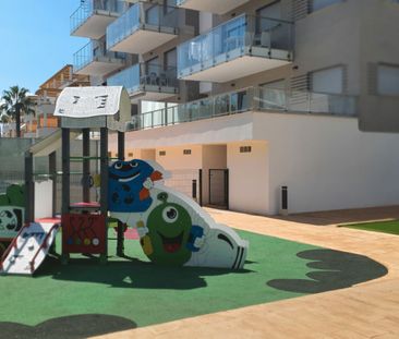 Apartamento de alquiler en Carrer de Joan de Joanes, Oliva Nova - Photo 4