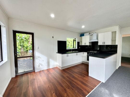 8B Hill Road, Papatoetoe, Auckland - Photo 1