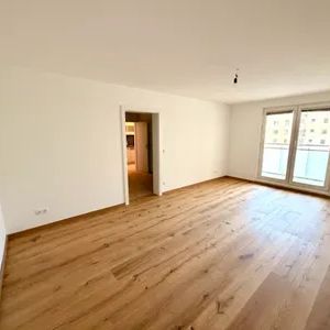 Liebevoll generalsaniert und lichtdurchflutet - Photo 2