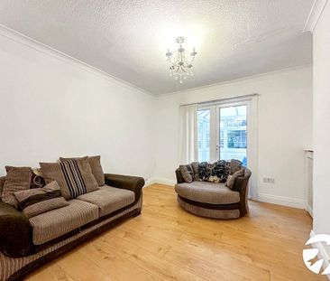 4 bedroom semi-detached house to rent - Photo 1