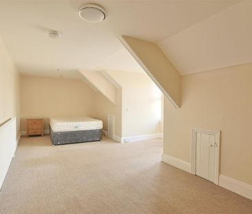 4 bedroom Student Maisonette to rent in High Street, Gosforth, Newc... - Photo 4