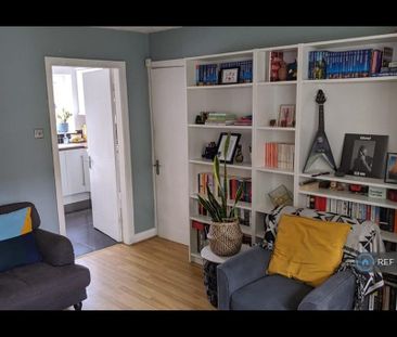 2 bedroom semi-detached house to rent - Photo 1