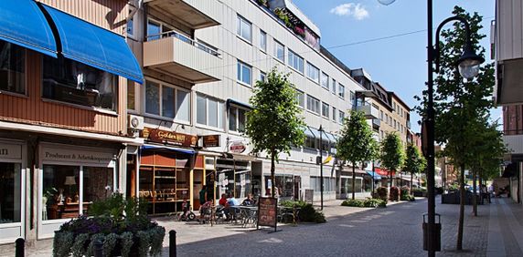 Drottninggatan 11 - Foto 2