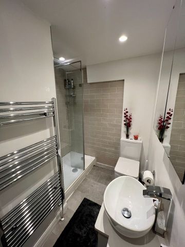 2 Bed Flat, Kingdon Road, NW6 - Photo 5