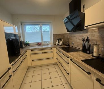 Charmante 2- Zimmer Wohnung | Balkon& Garage - Photo 1