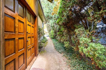 2485 West 13th Avenue apartment — Vancouver, BC (4-Bedroom) - 4 Bedroom - Photo 3