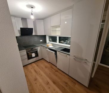 Moderne Neubauwohnung (Bj. 2021) mit Terrasse & Garten in ruhiger - Photo 1