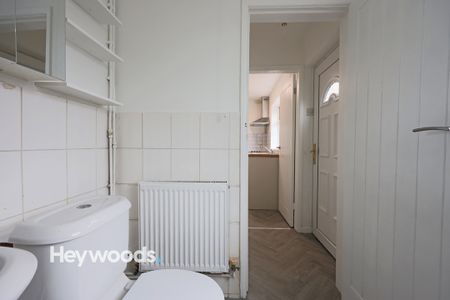 2 bed terraced house to rent in Mars Street, Stoke-on-Trent, Staffordshire - Photo 5
