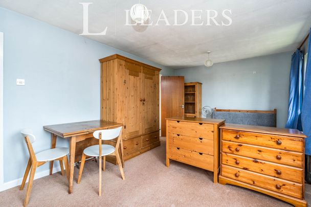 apartment to rent Chester Court, 258 Winchester Road, Southampton, SO16 - Photo 1