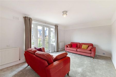 3 bedroom maisonette to rent - Photo 2