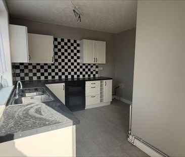 Holland Road, Clacton-on-Sea, CO15, Property for rent - Photo 2