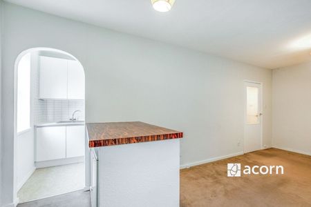 Kennington Park Road, London, SE11 - Photo 4