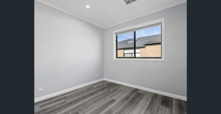 Modern home with all the luxuries - Photo 4