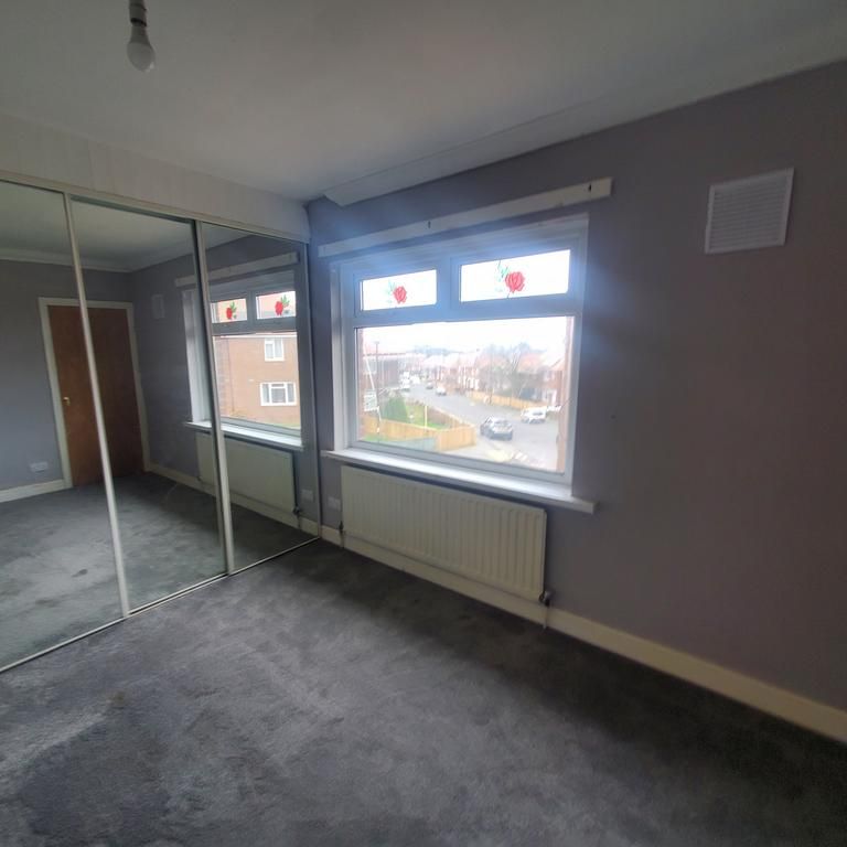 2 bedroom semi-detached house to rent - Photo 1