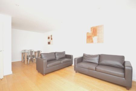2 bedroom flat to rent - Photo 5