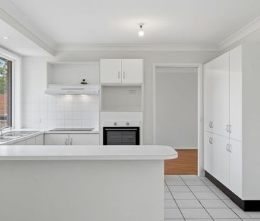 Light & Bright Family Home - Photo 4