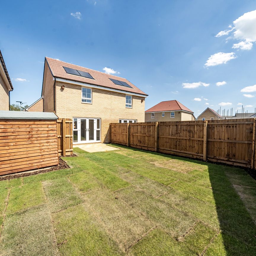 Southwold Drive, Peterborough, Hampton Beach - Photo 1