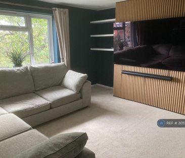 2 bedroom maisonette to rent - Photo 2