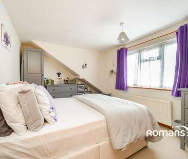 Melrose Gardens, Arborfield Cross, Reading, RG2 - Photo 5