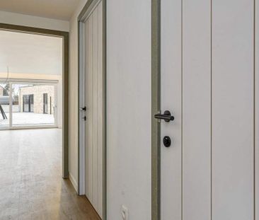 Appartement te huur in Ophoven voor € 950 met 1 slaapkamer - Photo 1