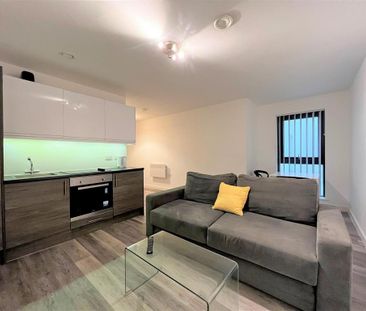 Studio to rent - Photo 1