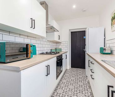 🏠 A Wonderfully Convenient Houseshare in the Heart of Nuneaton - Photo 4