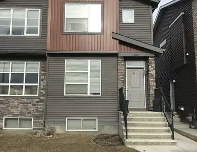 Duplex House with Garage (1/3 of utilities covered) | Calgary - Photo 1