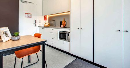 Premium Studio Apartment - Photo 4