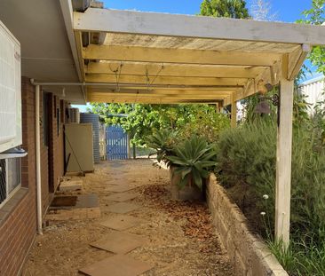 4 x 1 Brick and Tile Home - Photo 6