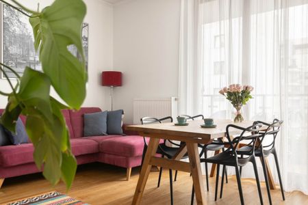 Ładny apartament, 2 balkony, garderoba, Metro - Photo 3