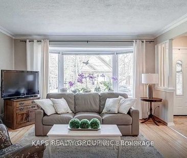 For Lease - 10 Wanita Road, Mississauga, Ontario - Photo 3