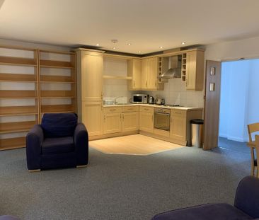 2 bedroom apartment to rent - Photo 2