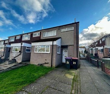 3 bedroom end of terrace house to rent - Photo 4